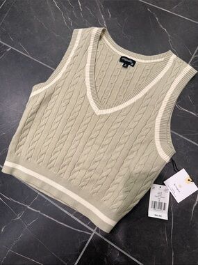NWT V-Neck Sweater Vest